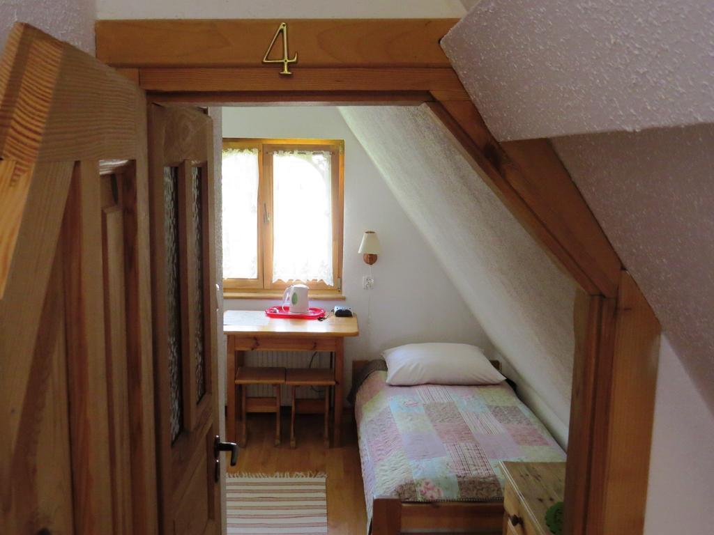 Wynajem Pokoi-Willa Pod Smrekami Zakopane Room photo